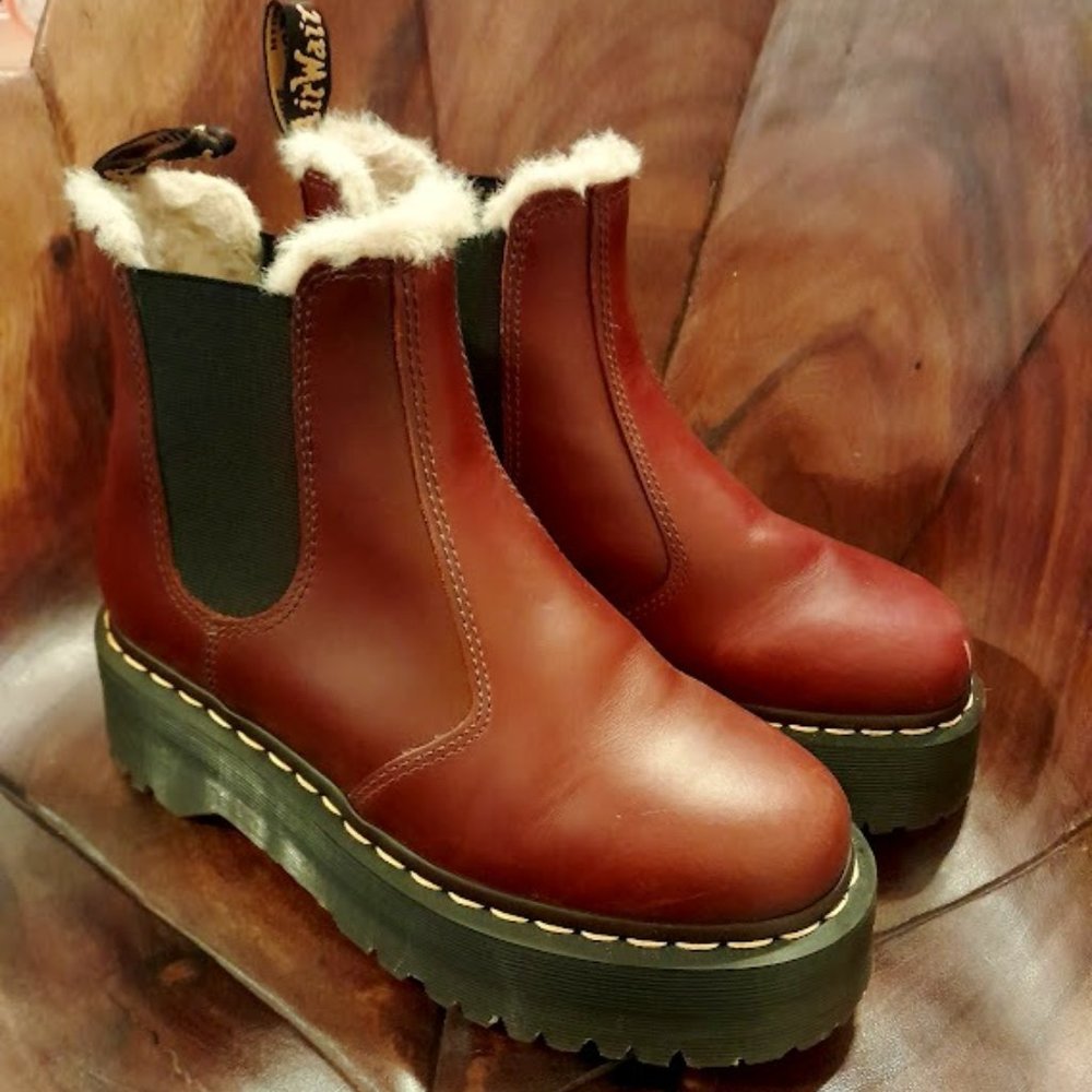 Dr. Martens Fur Lined Chelsea-Brick Red